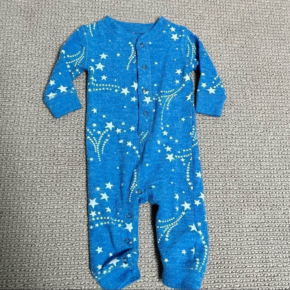 PJ Salvage Soft Warm Cozy Unisex Snap Star Galaxy Pajama Romper 3-6 months